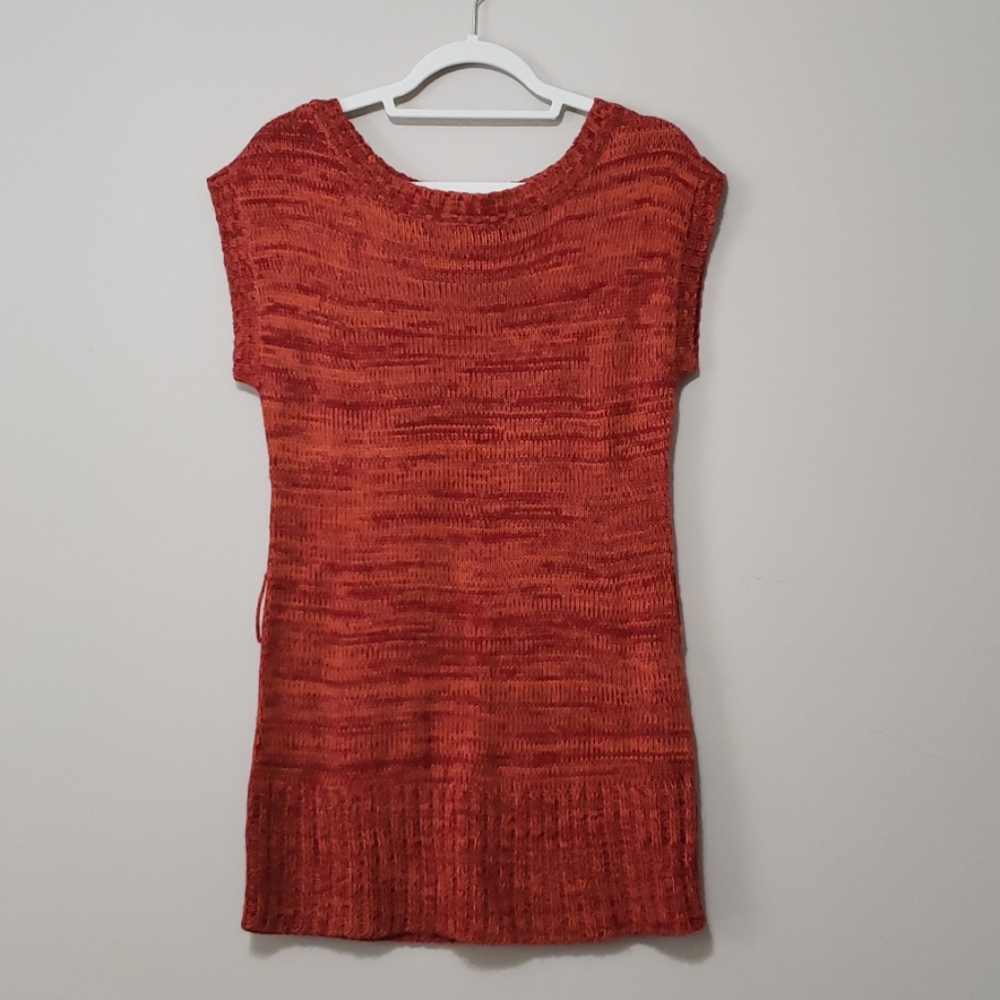 Tunic Light weight sweater sz: M